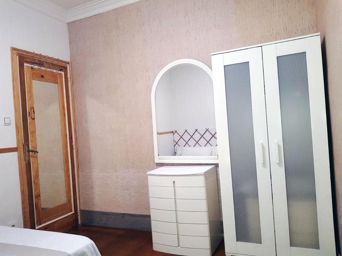バルセロナ Apartament Sagrada Familia Bed & Breakfast エクステリア 写真